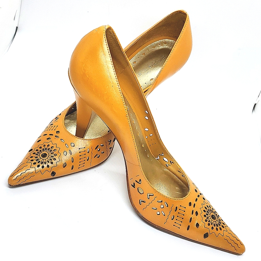 BCB Girls Gold Pumps